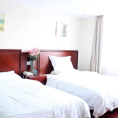 Greentree Inn Jiangsu Wuxi Huishan Ancient Town Business Hotel Bagian luar foto