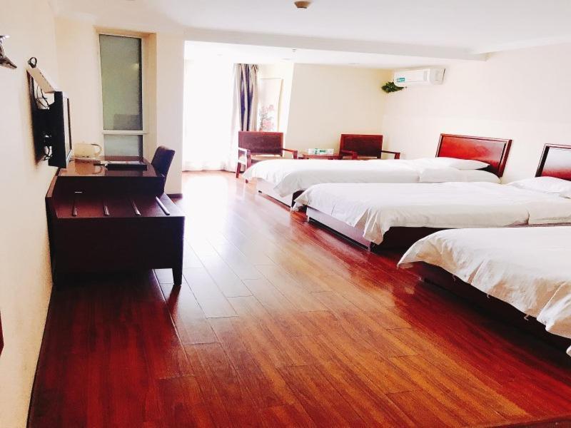 Greentree Inn Jiangsu Wuxi Huishan Ancient Town Business Hotel Bagian luar foto
